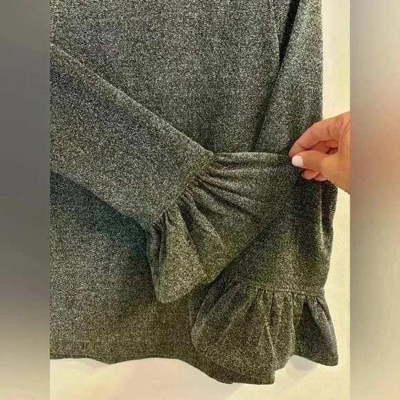 NWT J.Crew Women's Sparkle Bell Sleeve Tee in Charcoal Gray Size Large - Picture 3 of 7